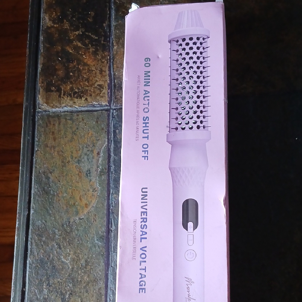 Pink Hair Styling Brush with Auto Shut Off